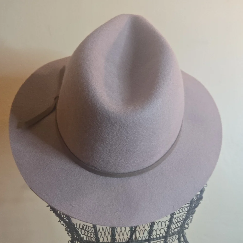 House of Harlow 1960 Soft Gray Fedora - Picture 4 of 15